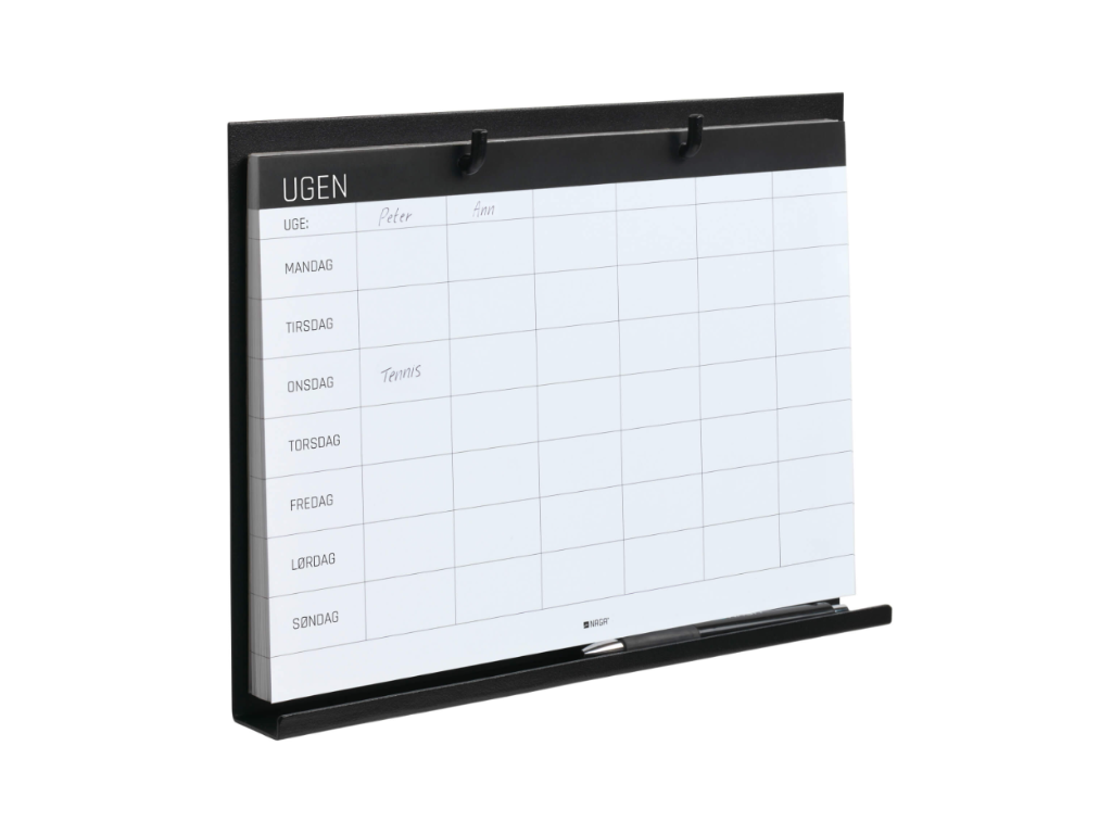 Naga planlægningstavle med A4 ugeplan.