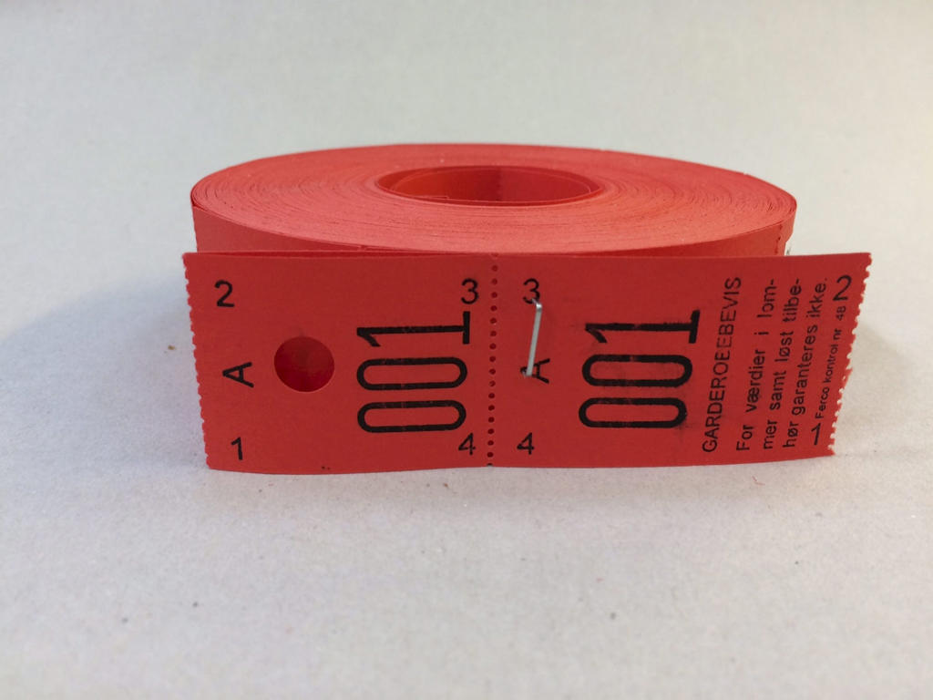 Garderobemærke 48 rød 2-delt, 2x500