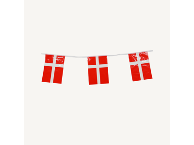 Flagguirlande Dannebrog plast 4 m