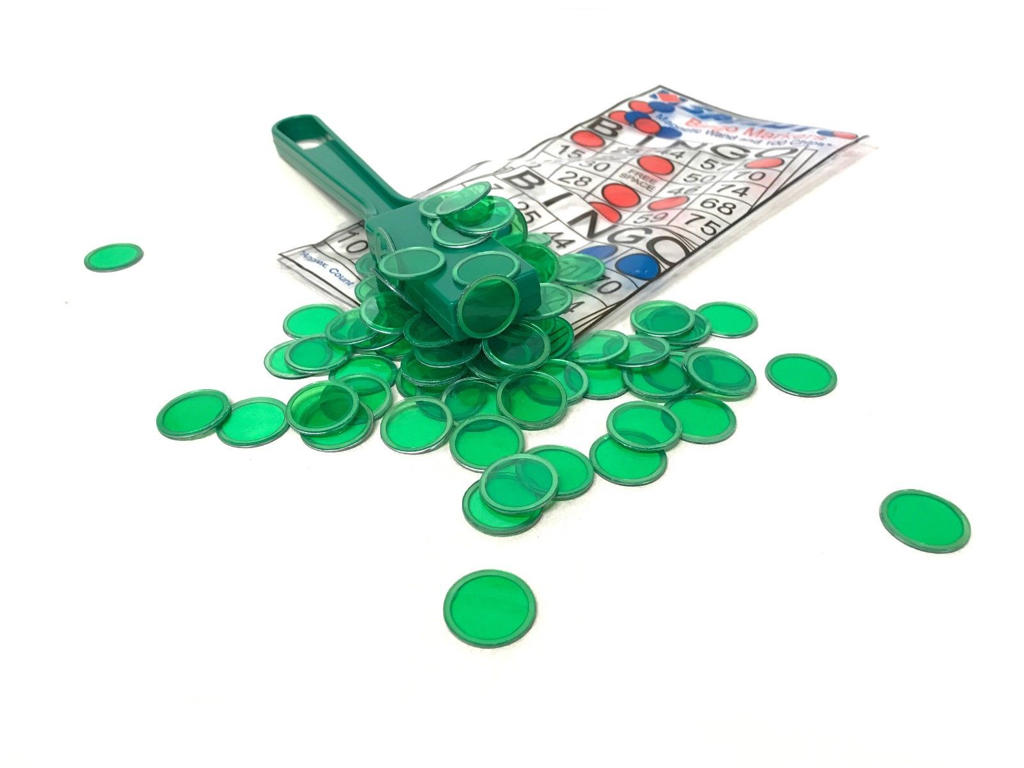 Magnet med 100 dækbrikker grøn